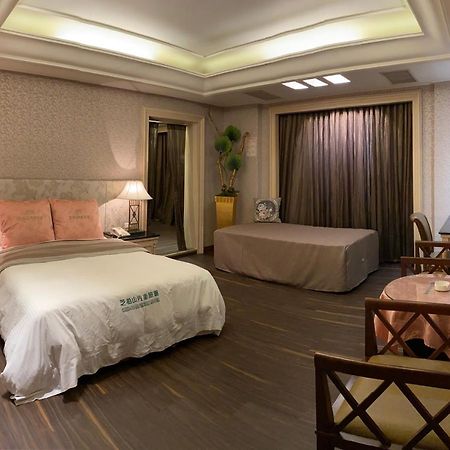 Zhi Baishan Motel Zhunan Eksteriør bilde