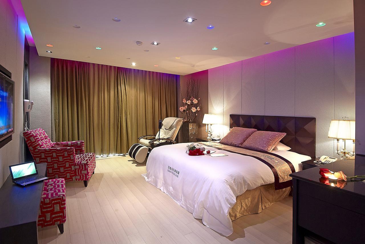 Zhi Baishan Motel Zhunan Eksteriør bilde