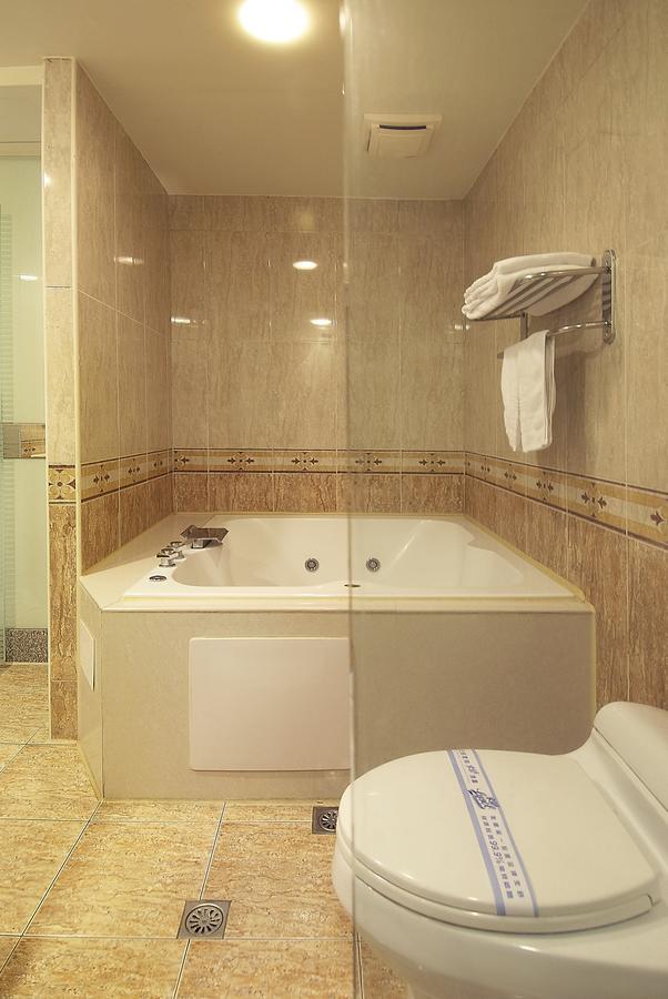 Zhi Baishan Motel Zhunan Eksteriør bilde